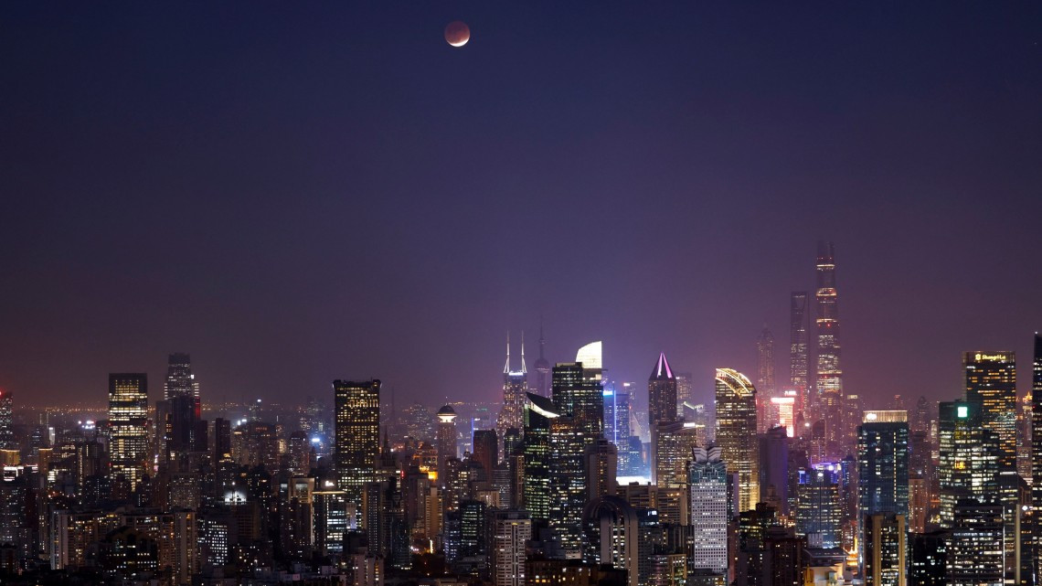 Así se vivió en México y otras partes del mundo, el eclipse lunar más largo del siglo 