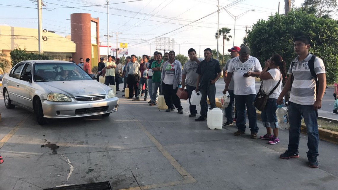 Compras de pánico en gasolinera de Matamoros