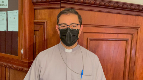 Llama Obispo a no pelear por política; "candidatos no resolverán problemas de familia"