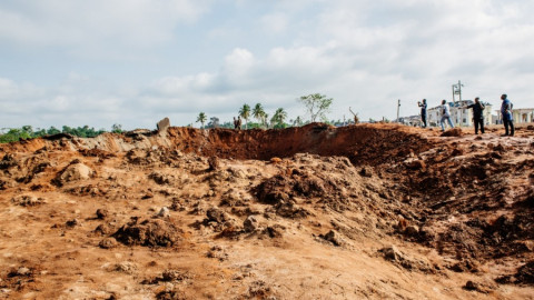 Desmienten caída de meteorito; Camión que transportaba dinamita explota en Nigeria