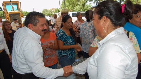 Inicia pavimentación de calle 15