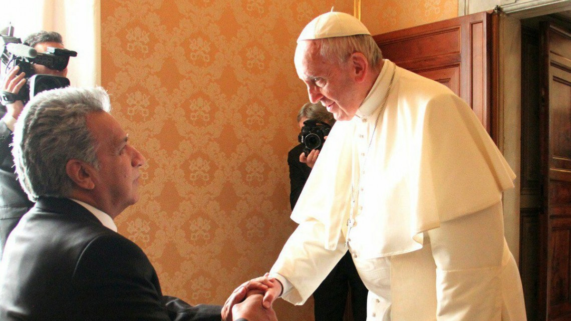 Se reúne el Papa Francisco  con el presidente de Ecuador