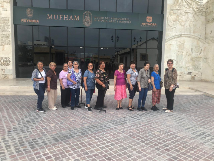 Abuelitas de Casa Club del DIF-Reynosa visitan el Museo del Ferrocarril, Historia, Arte y Maquila