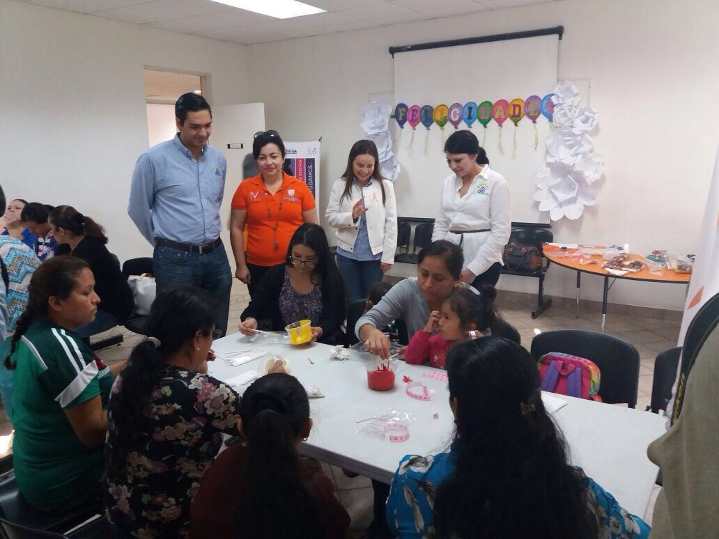 Imparte Ayuntamiento capacitación a personas especiales