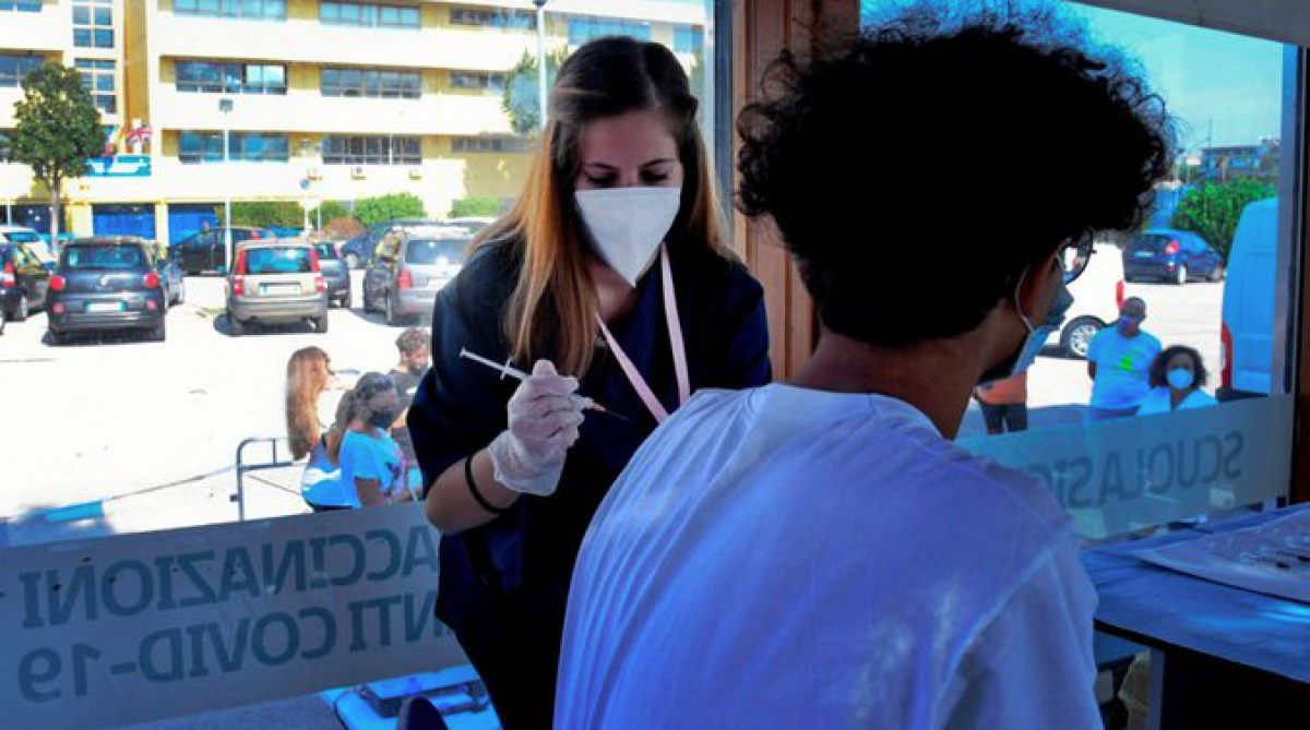 OMS estima que la pandemia “podría estar controlada” en marzo de 2022