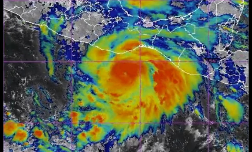 Huracán 'Erick' se convierte en categoría 3