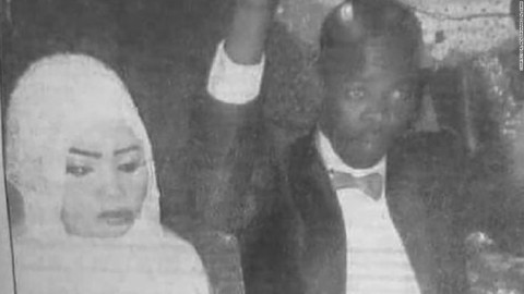 Tribunal perdona la vida a la adolescente sudanesa que asesino a su esposo por abusar de ella