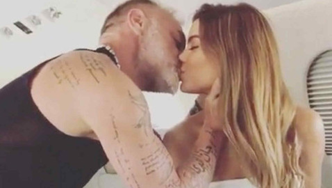Ariadna Gutiérrez y Gianluca Vacchi ¡se besan!