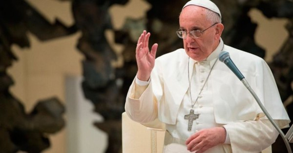 Papa Francisco cuestiona trato a empleadas del hogar