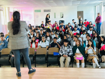 Capacita Gobierno Municipal emprendedores y empleados en pro del crecimiento profesional y personal