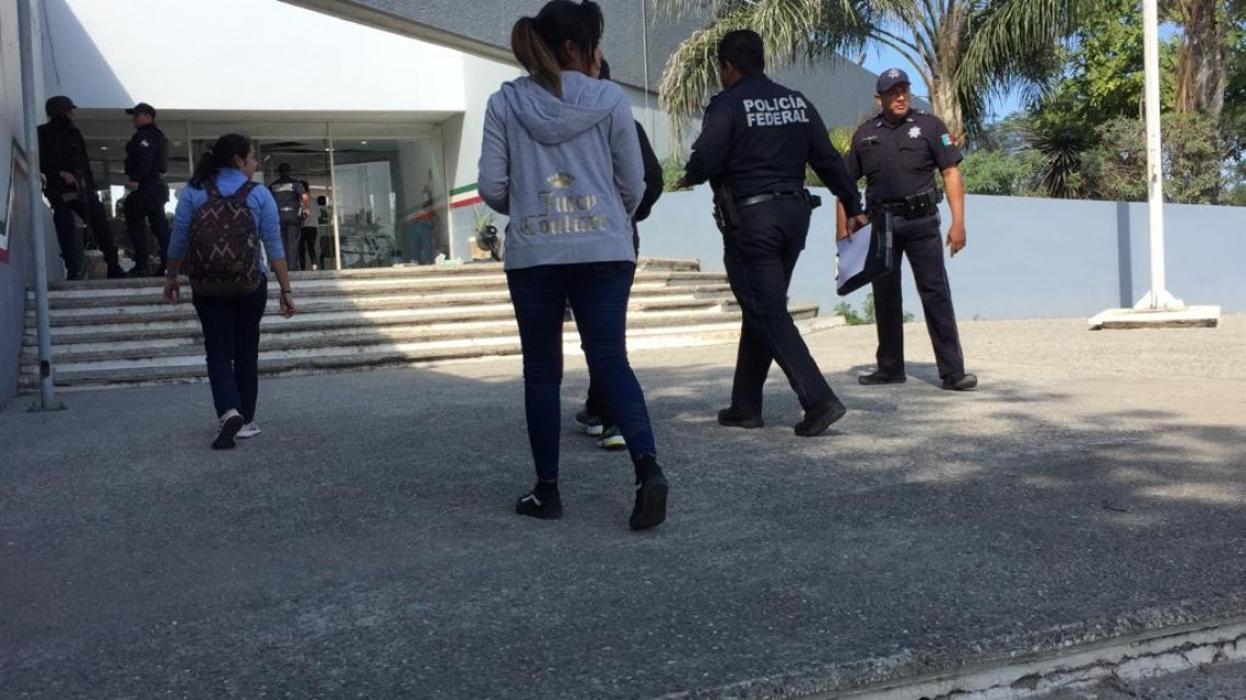 Federal asegura a 33 indocumentados