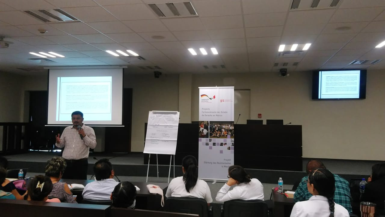 PGJT capacita a personal de la institución