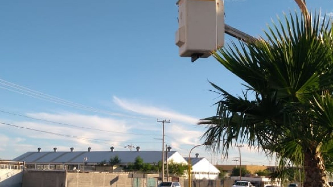 Repara semáforos Dirección de Vialidad y Semaforización