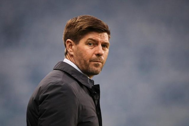 Gerrard da positivo a Covid-19