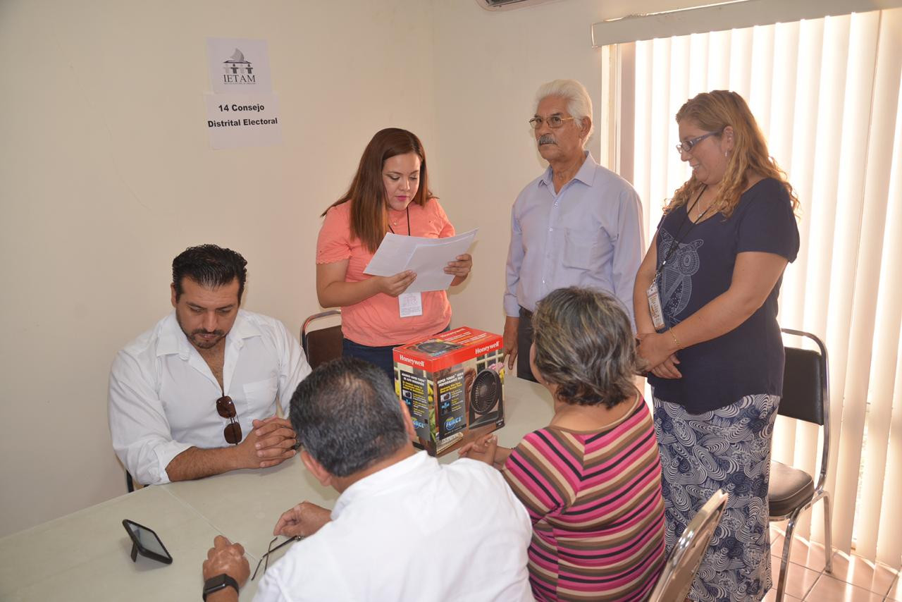 Llevan a cabo los 22 consejos distritales primer simulacro sobre jornada electoral