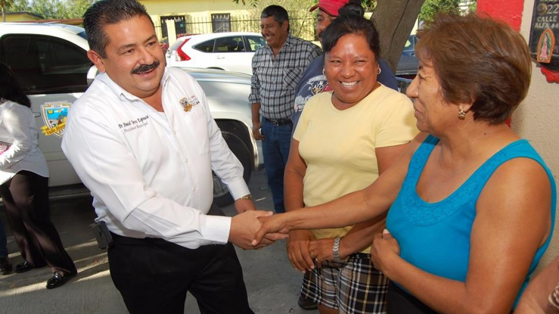 Llevan a cabo programa “Saludando a tu vecino”