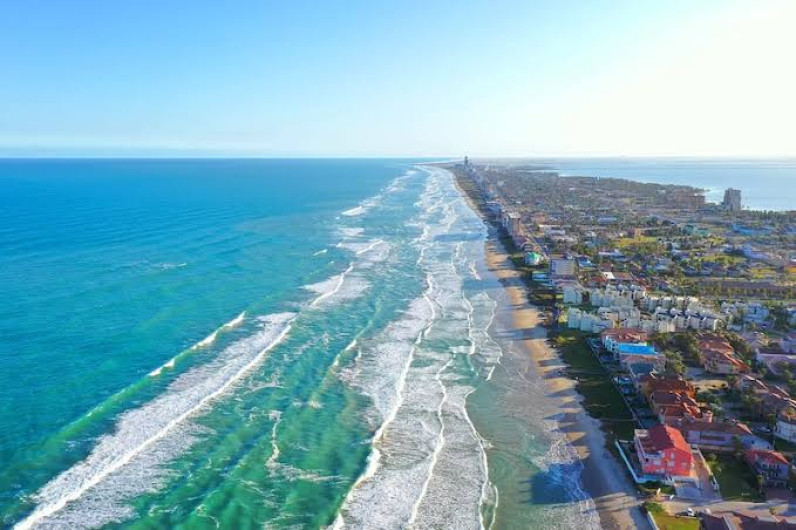 Residentes de South Padre Island protestan por mejoras en los accesos
