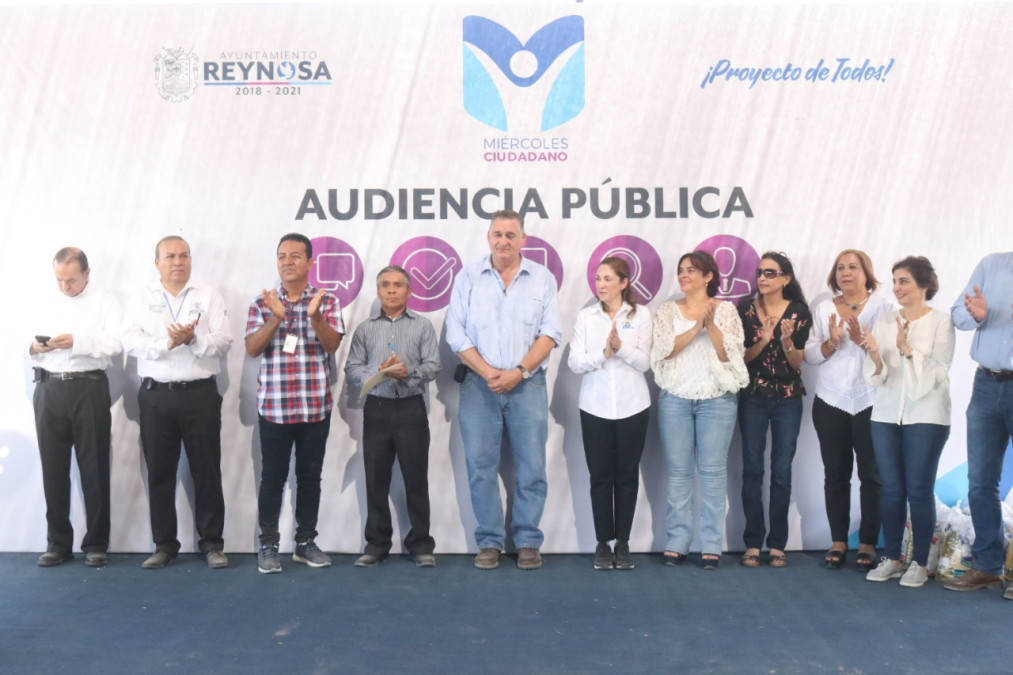 Ofreció Audiencia Pública servicios del Ayuntamiento a habitantes de 5 colonias