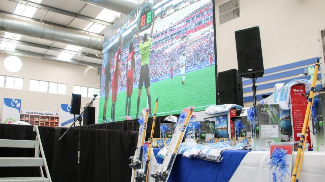 Así festejaron a los papás de Madero su día 