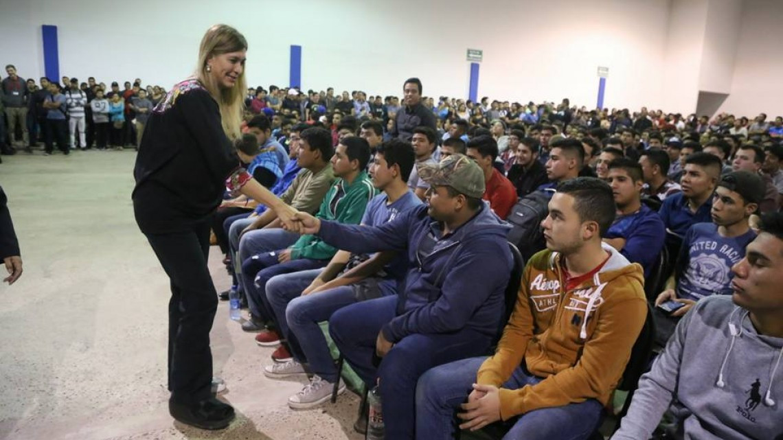 Alcaldesa asiste al Sorteo del Servicio Militar Nacional