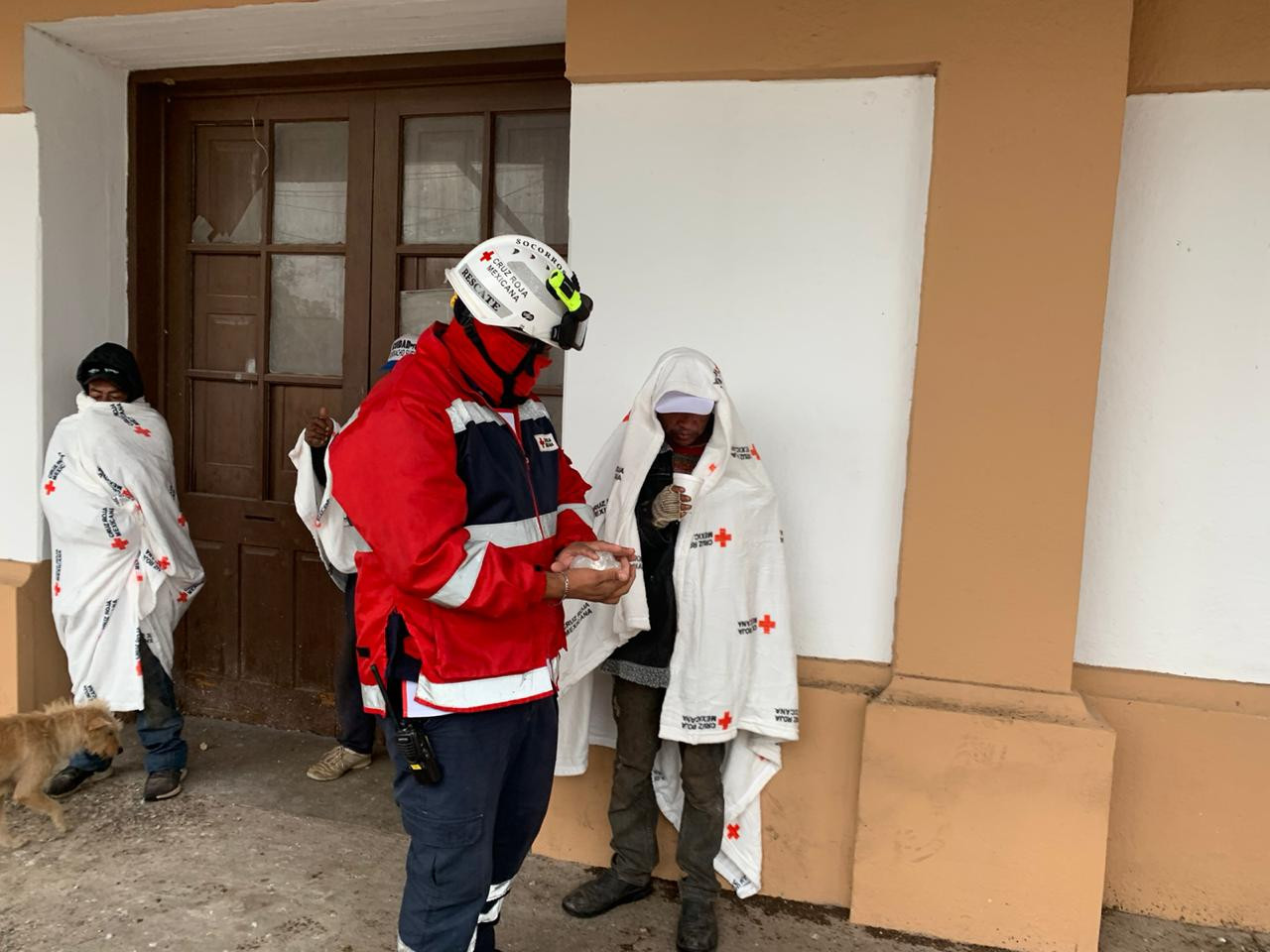 Apoya Cruz Roja y DIF Tam a personas vulnerables durante bajas temperaturas 