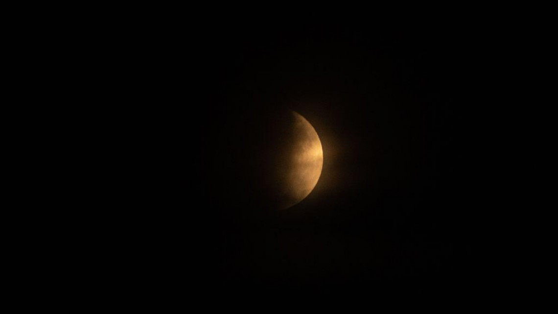 Así se vivió en México y otras partes del mundo, el eclipse lunar más largo del siglo 