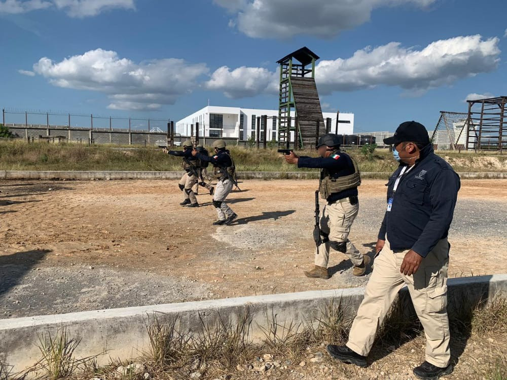 Elementos de FGJET reciben entrenamiento de ‘Tiro Policial Nivel Intermedio’