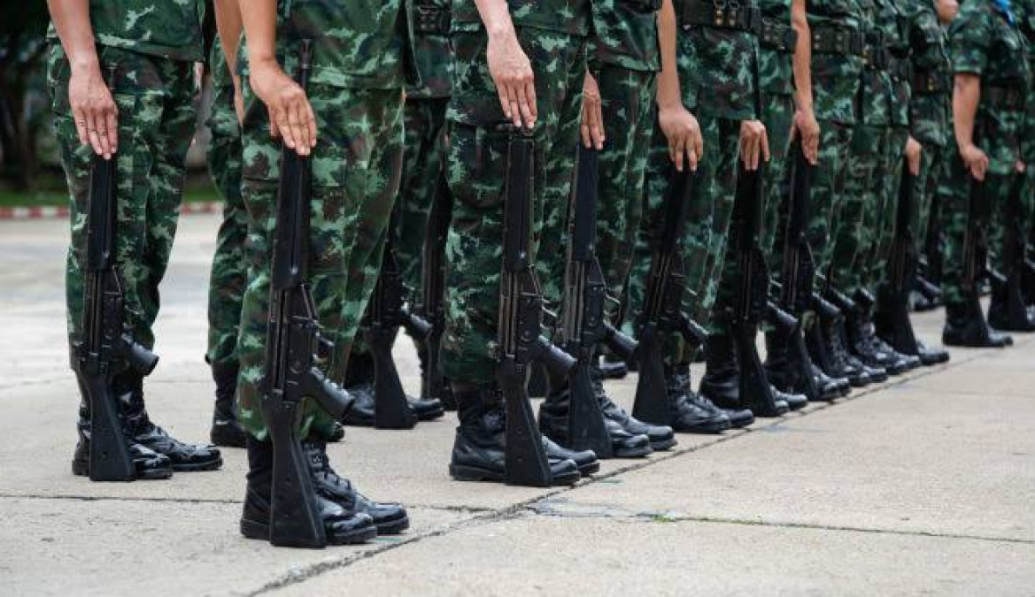 Pentágono levantará restricciones en Ejército para las personas transgénero