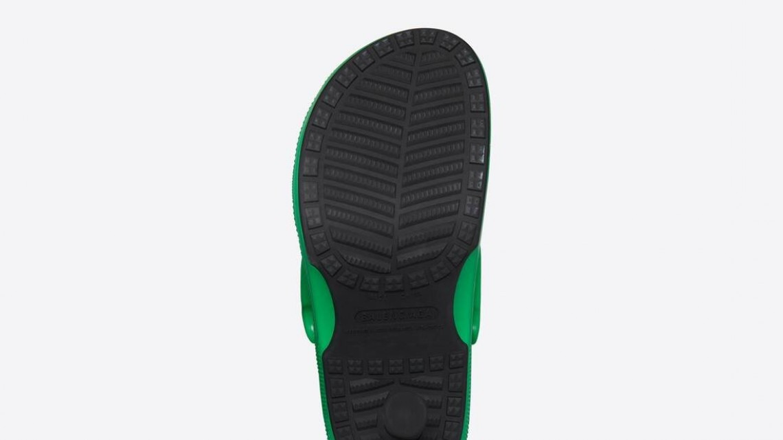 Balenciaga presenta los ¿Crocs con tacón?