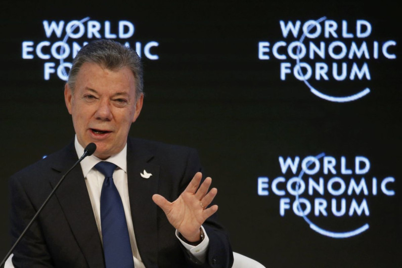 Anuncia Santos acuerdo con ELN para iniciar diálogo de paz
