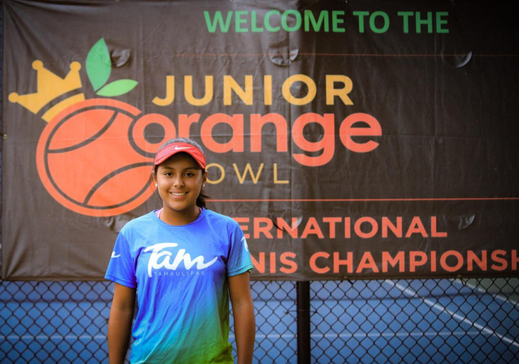 Tamaulipeca Julia González participa en torneo internacional de tenis