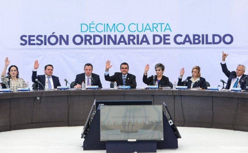 Sesión de Cabildo se lleva a cabo en preparatoria pública 