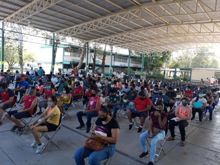 Jóvenes victorenses superan su propio récord en vacunarse