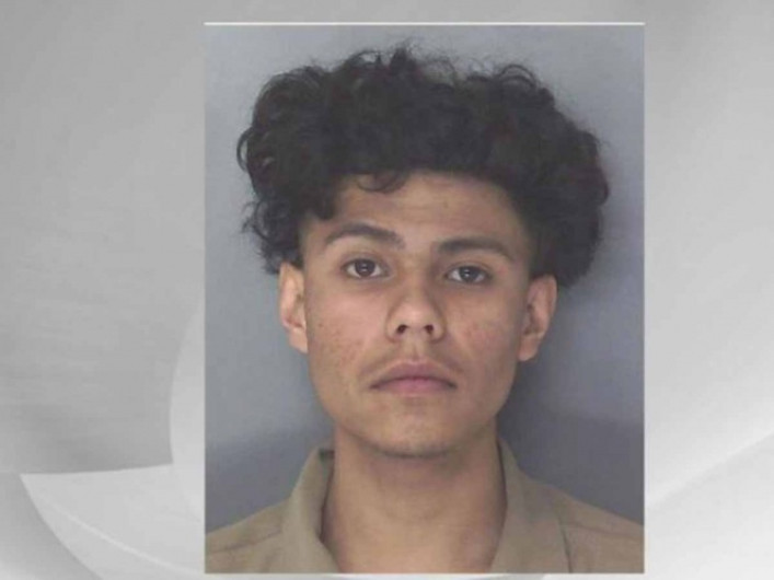 Adolescente mata a otro por control de un videojuego