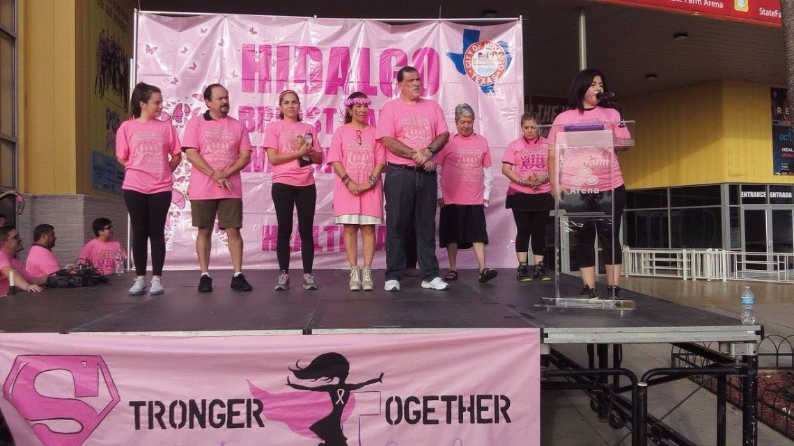 Realizan caminata "We're Stronger Together''