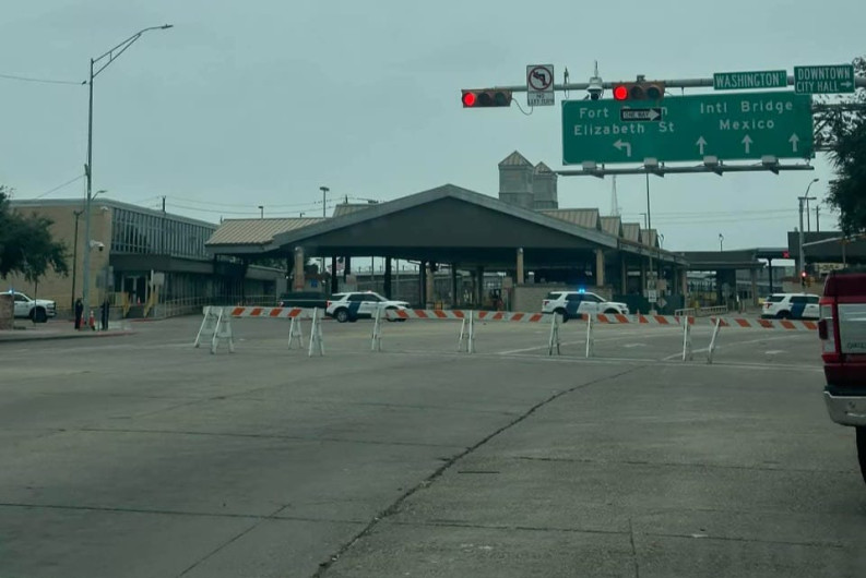 Cierran puentes internacionales por fuga de gas en Brownsville, Texas