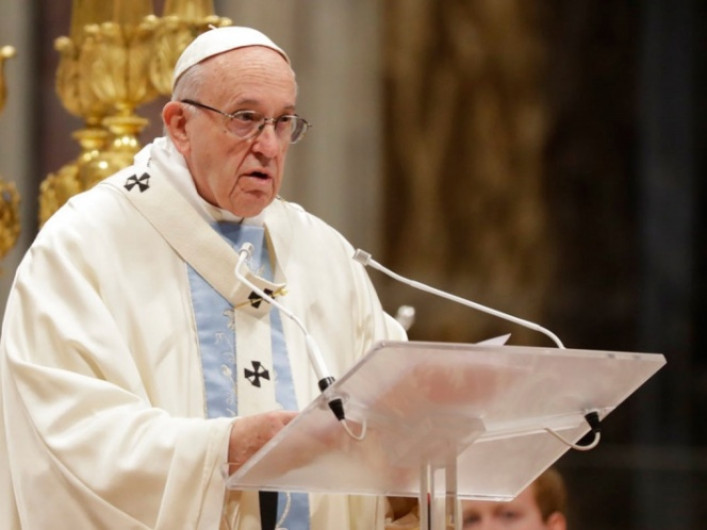 Califica Papa de inaceptables discursos de odio a inmigrantes