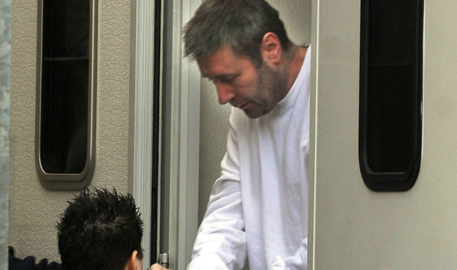 Violador en Reino Unido saldrá libre