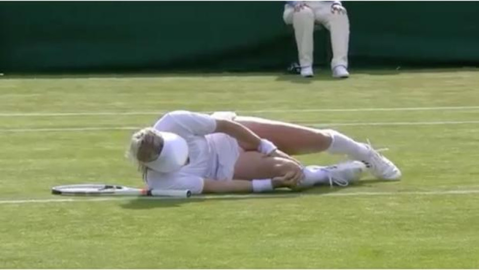 Mattek-Sands sufre terrible lesión en Wimbledon