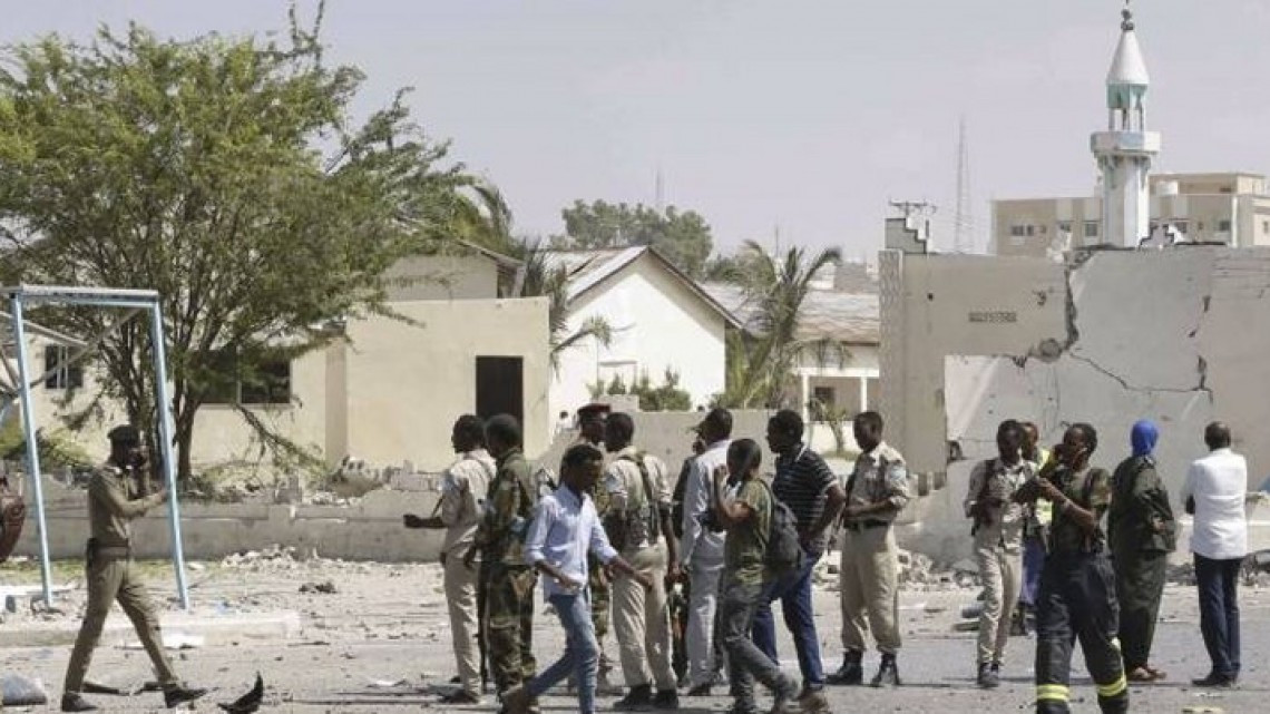 Doble atentado deja al menos seis muertos y varios heridos en Somalia