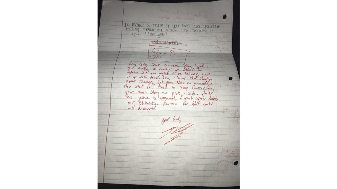 Corrige carta de su exnovia y se vuelve viral