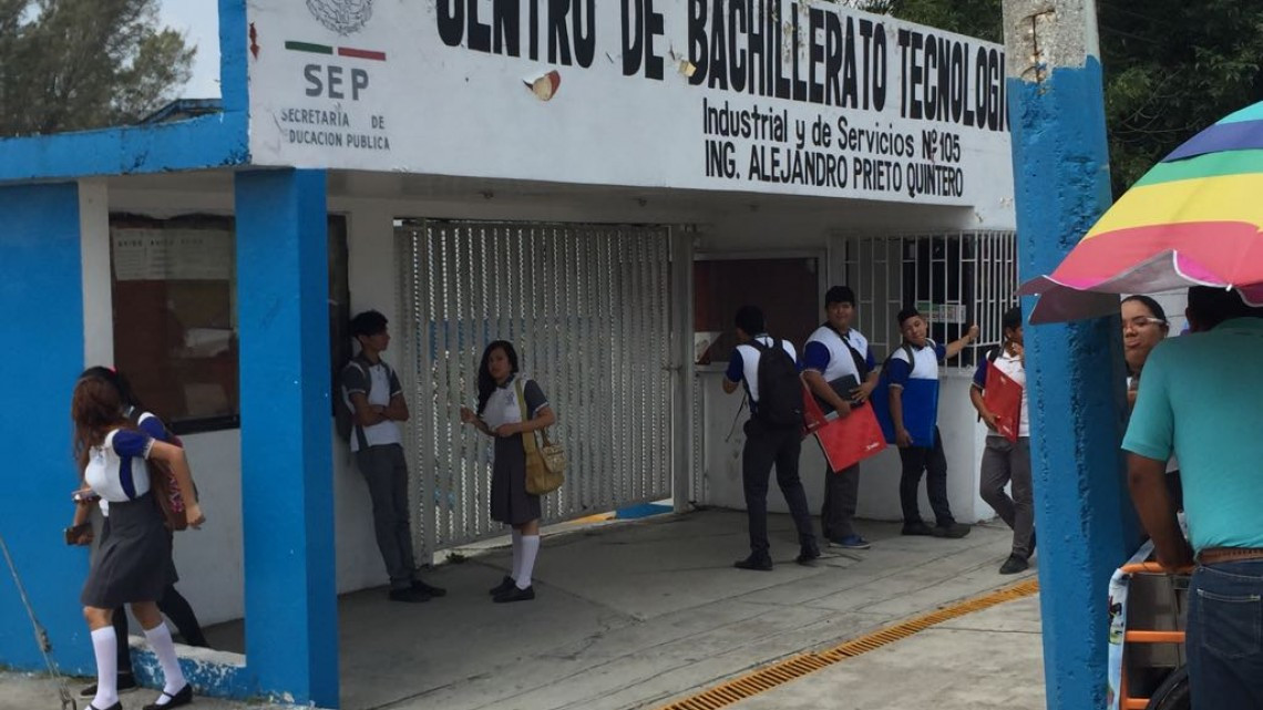 Convoca a reunión de seguridad en CBTIS 105 por robos a estudiantes