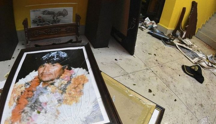 Saquean la casa de Evo Morales en Cochabamba