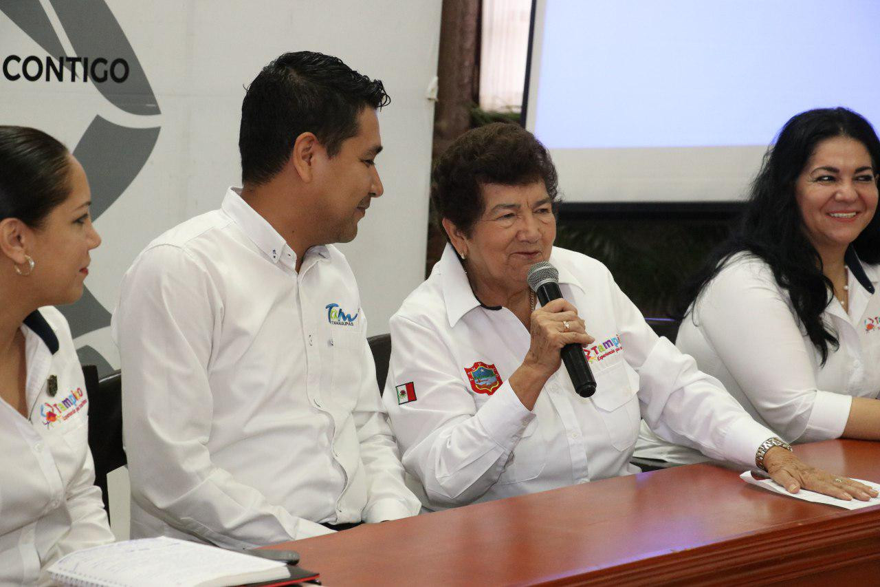 Alcaldesa lleva a cabo la primera sesión de la "Agenda para el Desarrollo Municipal 2017"