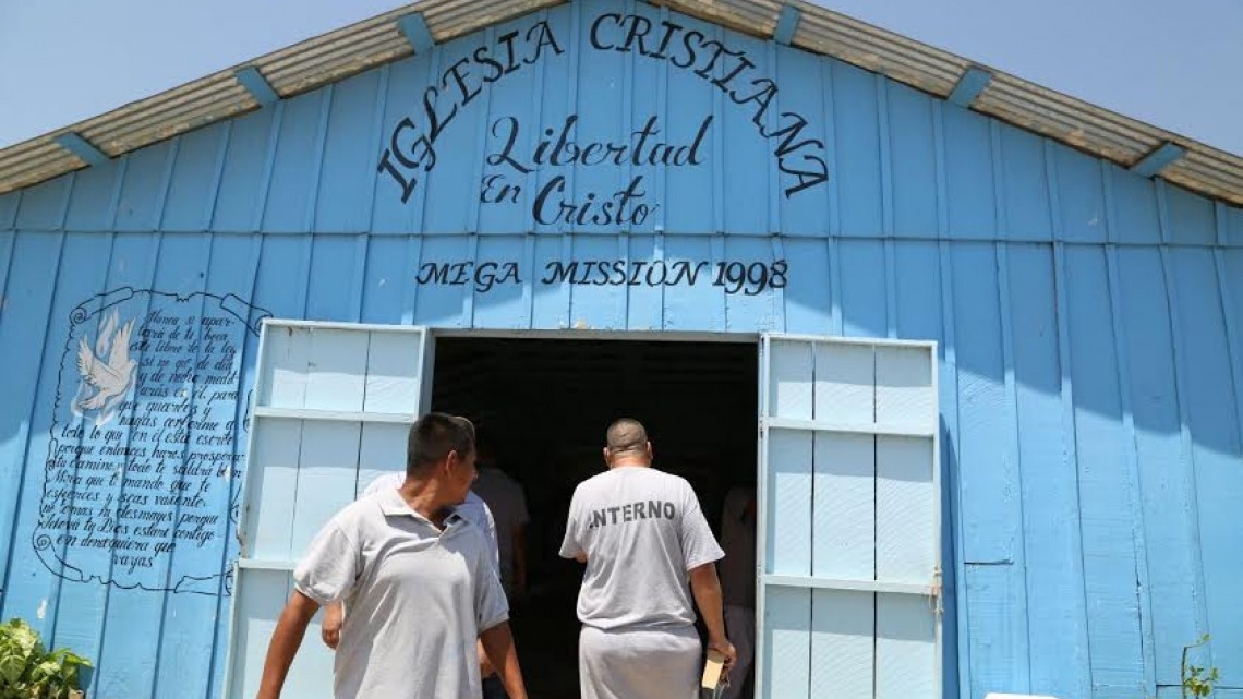 Llevan a cabo "Primer Torneo Deportivo Interfamiliar" en el Cedes Victoria