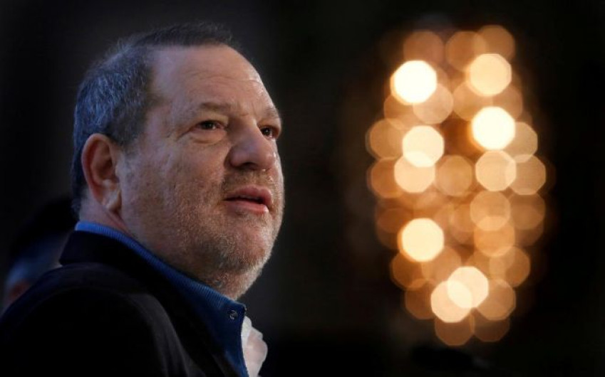 Prohiben a Harvey Weinstein vender empresa