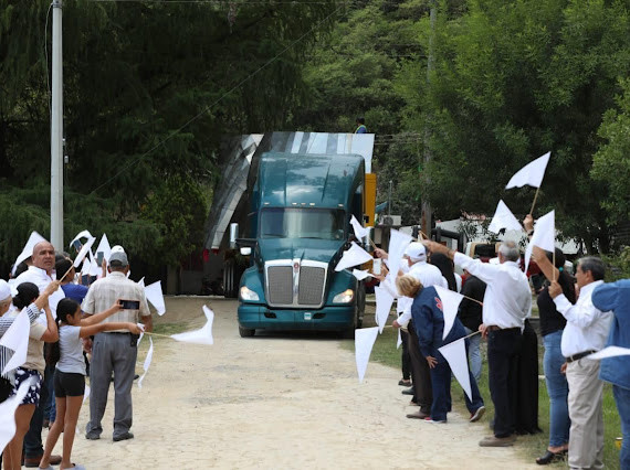 Llega Virgen monumental a El Chorrito