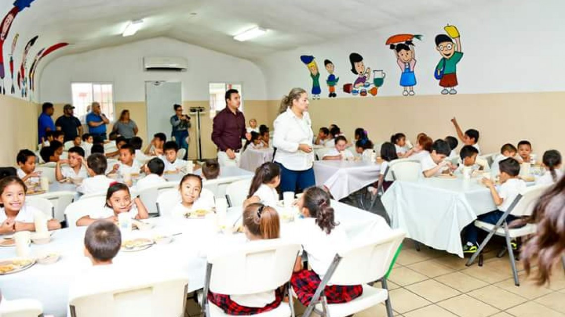 “Desayuna Bien” beneficia a alumnos de escuelas de nivel básico