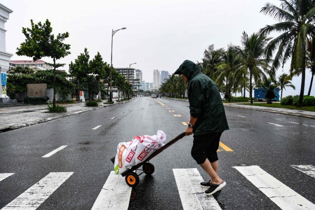 Tifón "Noru" toca tierra en Vietnam
