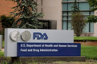 FDA aprueba nueva píldora abortiva genérica, desatando las críticas de los conservadores